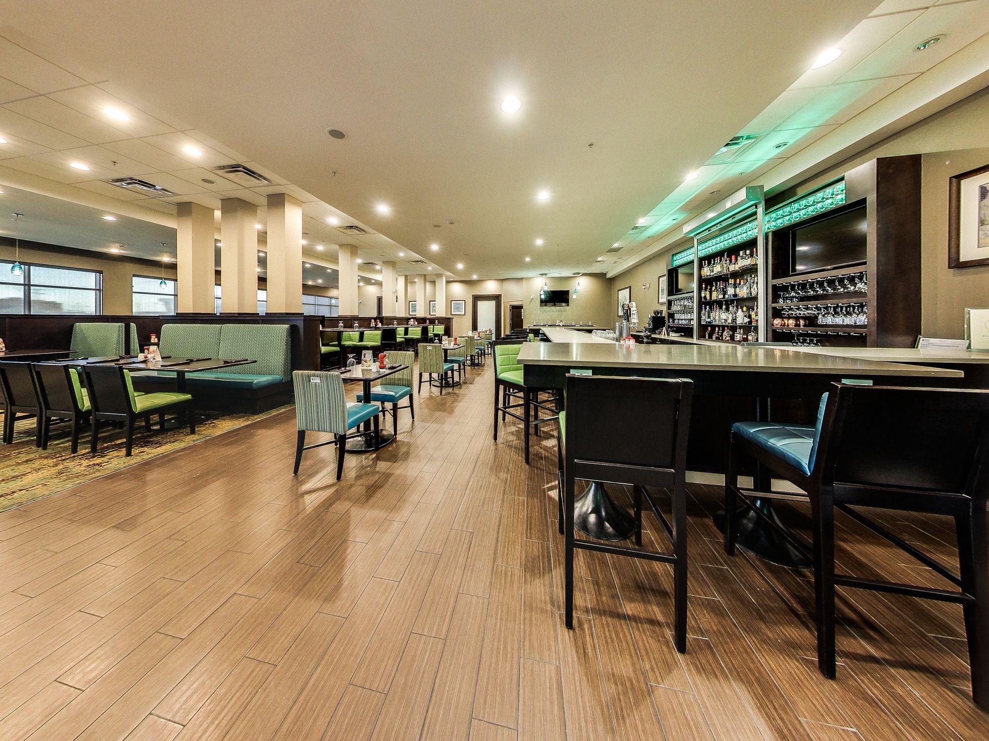 Holiday Inn Hotel & Suites Edmonton Airport Conference Centre By Ihg Nisku Exterior foto