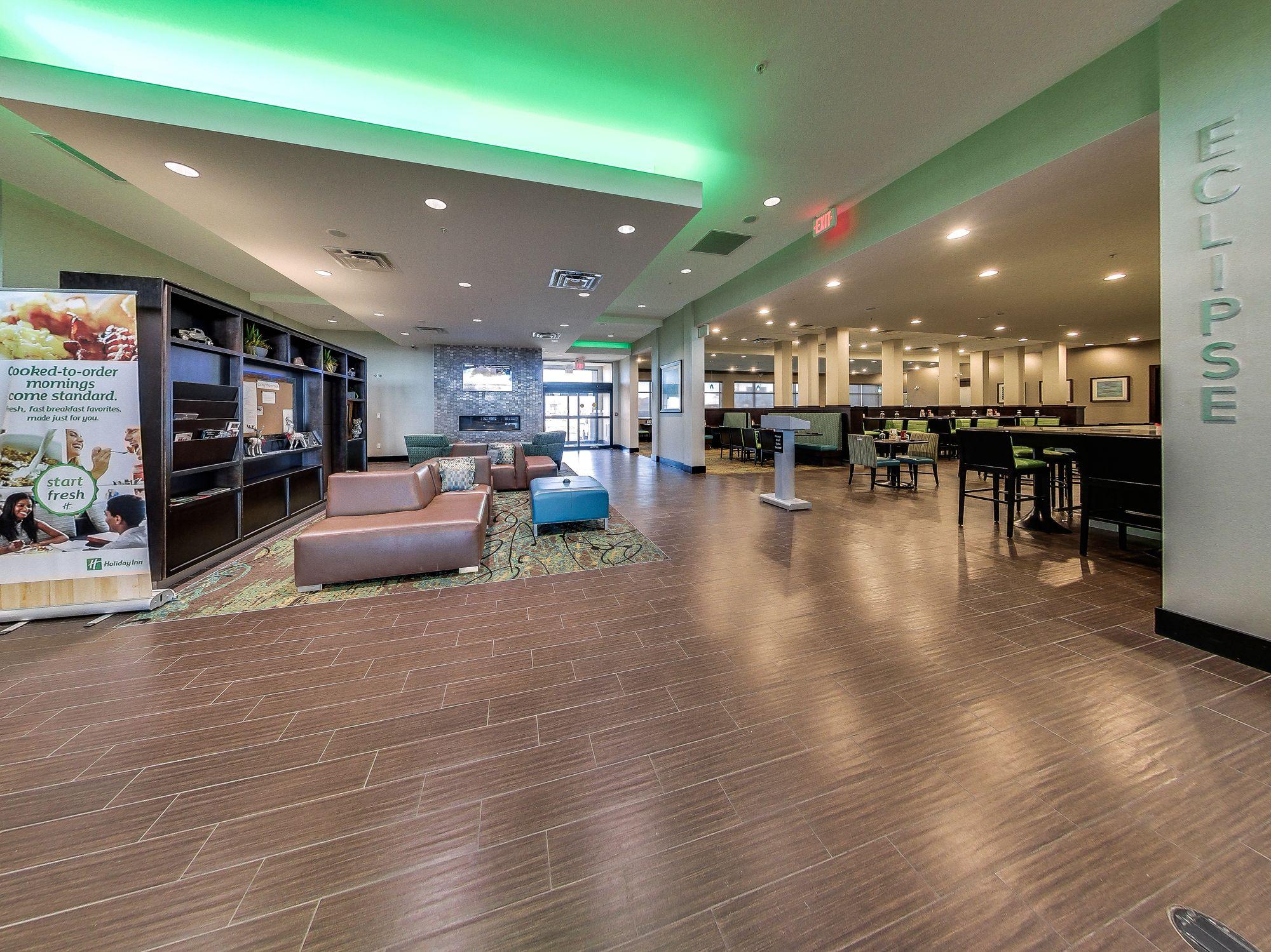 Holiday Inn Hotel & Suites Edmonton Airport Conference Centre By Ihg Nisku Exterior foto